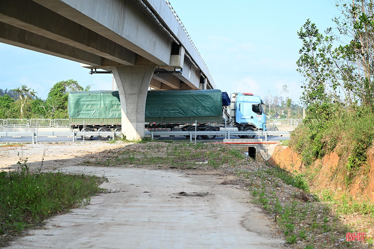 bqbht_br_xe-bi-nem-da-tran-cao-toc-4.jpg