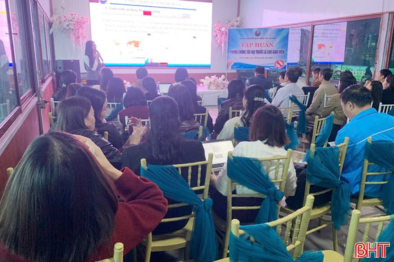 Nâng cao kiến thức phòng, chống tác hại thuốc lá cho giáo viên