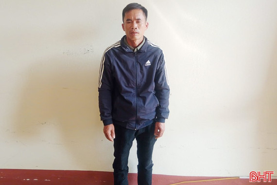 Khởi tố 2 công nhân xây dựng rủ nhau trộm cốp pha