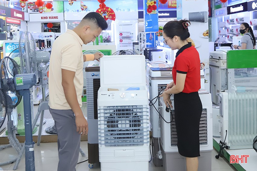 Dòng sản phẩm quạt điều hòa, quạt mát được nhiều khách hàng quan tâm tại Trung tâm mua sắm Hồng Hà. bqbht_br_i2.jpg