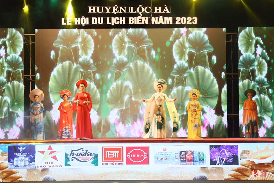 Lễ hội “Lộc Hà – sắc màu của biển”