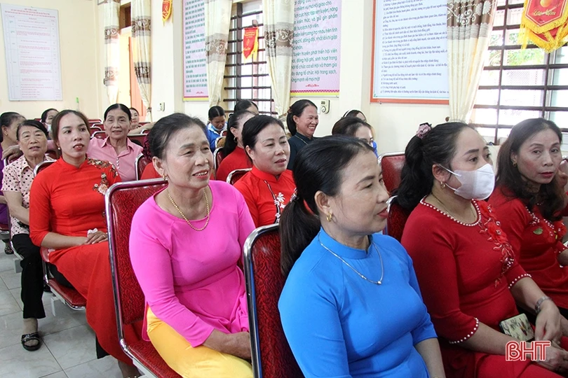Ra mắt CLB phụ nữ sống tốt đời, đẹp đạo đầu tiên ở Nghi Xuân