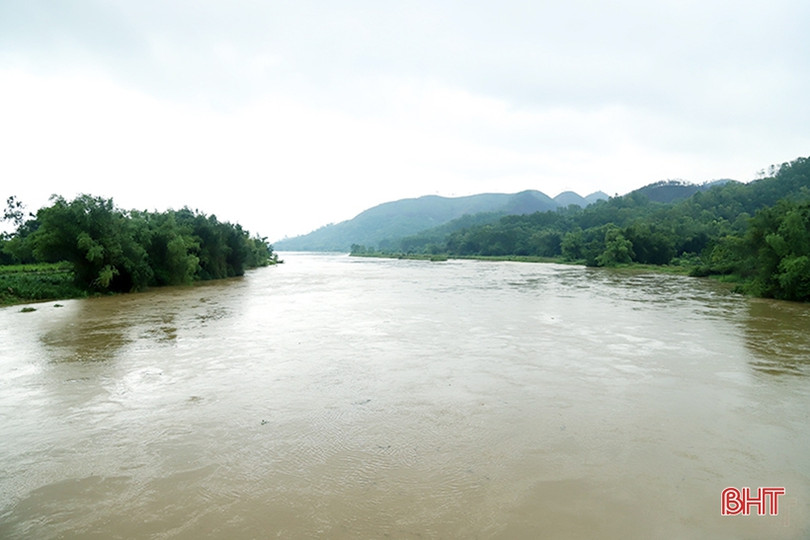 Cảnh báo xuất hiện một đợt lũ trên các sông khu vực Hà Tĩnh