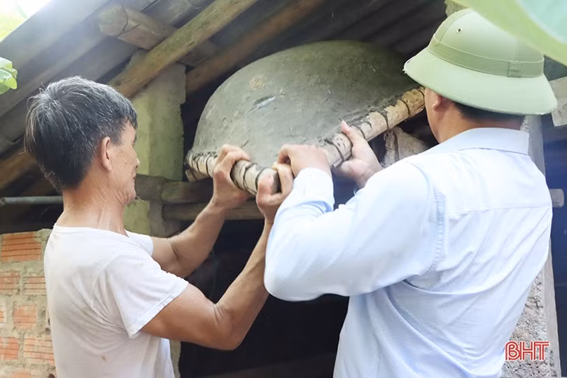 Cẩm Xuyên khẩn trương khắc phục tình trạng sạt lở đất