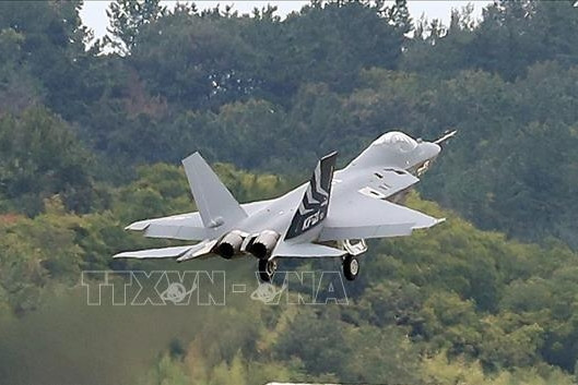 Hàn Quốc phát triển máy bay chiến đấu KF-21