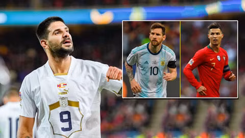 Mitrovic lập thành tích ấn tượng hơn cả Messi và Ronaldo
