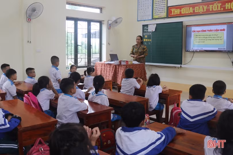 Tăng cường các hoạt động rèn luyện thể chất, kỹ năng sống cho học sinh