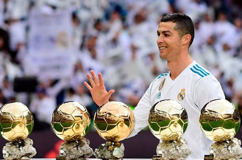 Vì sao Premier League đáng xem mà không cần Quả bóng Vàng?