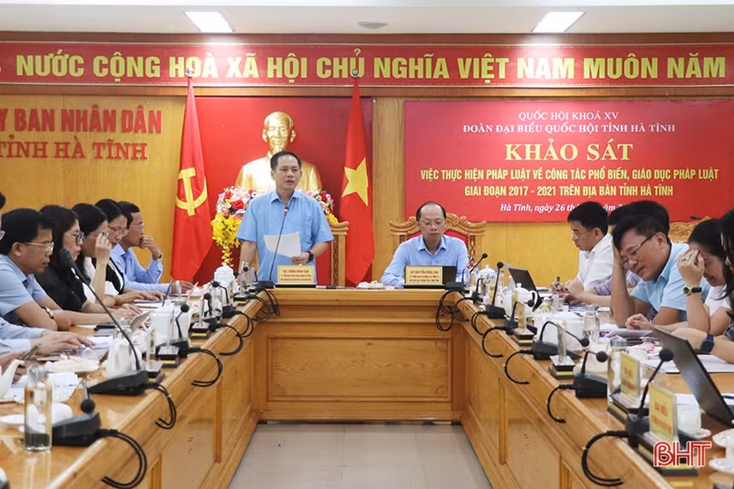 Triển khai công tác phổ biến, giáo dục pháp luật có trọng tâm, trọng điểm