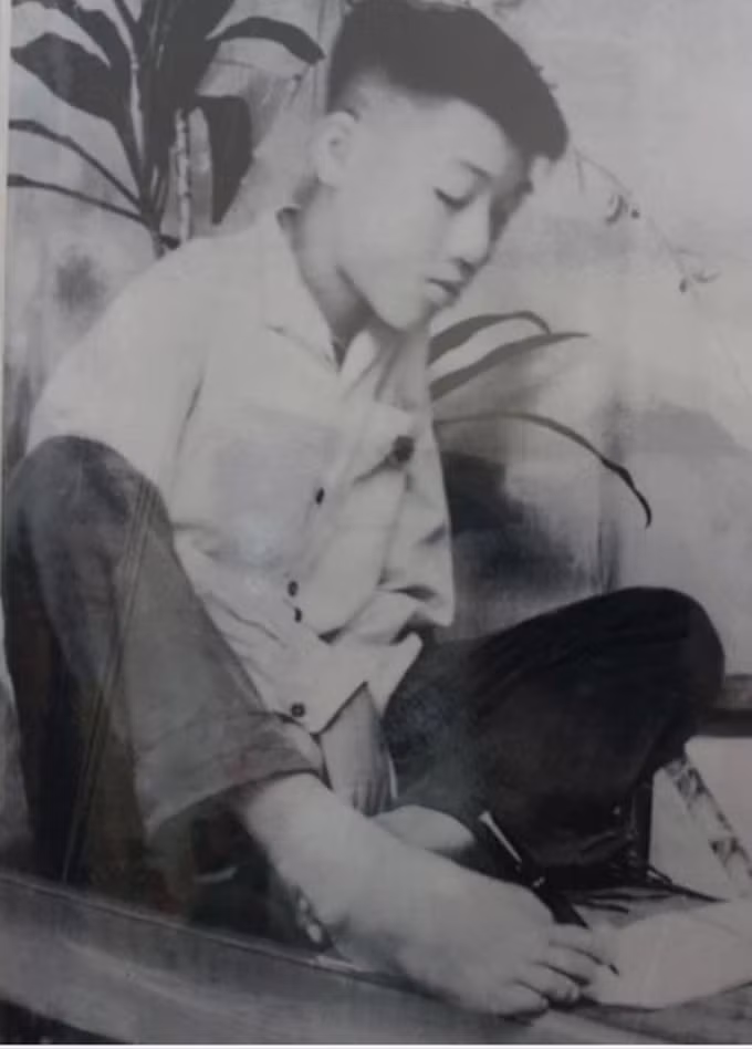 Nhà giáo viết bằng chân Nguyễn Ngọc Ký qua đời