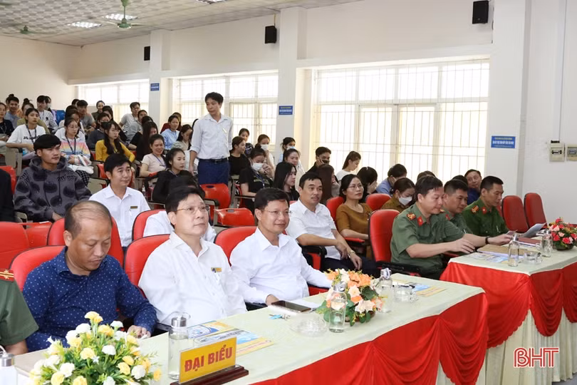 Trường Cao đẳng Y tế Hà Tĩnh ra mắt mô hình ứng dụng công nghệ quản lý sinh viên, đảm bảo ANTT