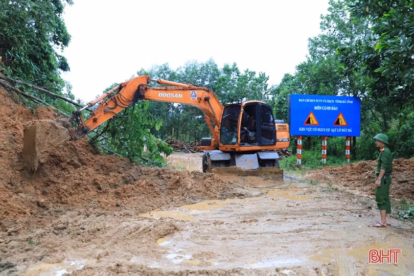 Nhiều địa phương miền núi Hà Tĩnh bị ảnh hưởng do mưa lũ, 83 trường cho học sinh nghỉ học