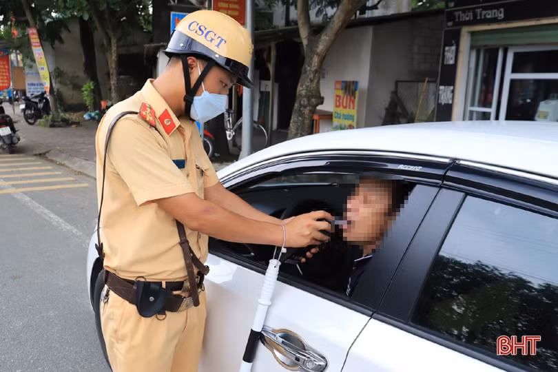 Công an huyện Hương Sơn xử phạt vi phạm ATGT hơn 400 triệu đồng