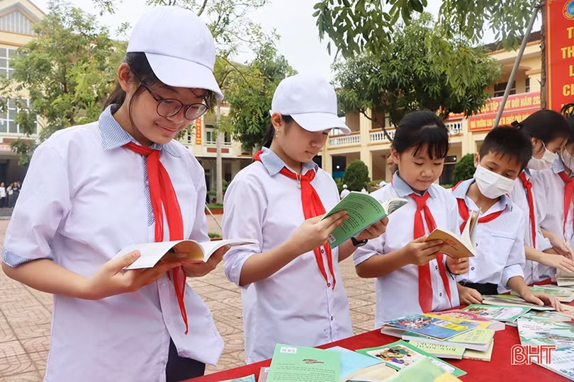 Thúc đẩy chuyển đổi số, phục vụ học tập suốt đời sau đại dịch COVID-19