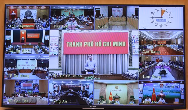 Đẩy mạnh xuất khẩu, giải ngân đầu tư công, tăng tổng cung và cầu trong nước 