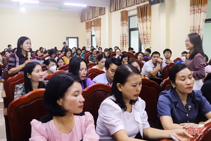 Bồi dưỡng phương pháp giảng dạy cho gần 200 cán bộ, giáo viên tiểu học ở Hà Tĩnh