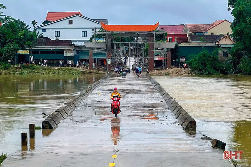Diễn biến mới nhất về lũ trên các sông ở Hà Tĩnh