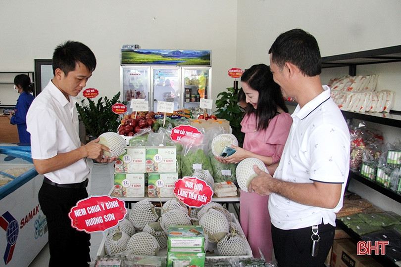Ra mắt cửa hàng sản phẩm OCOP do thanh niên làm chủ ở Nghi Xuân