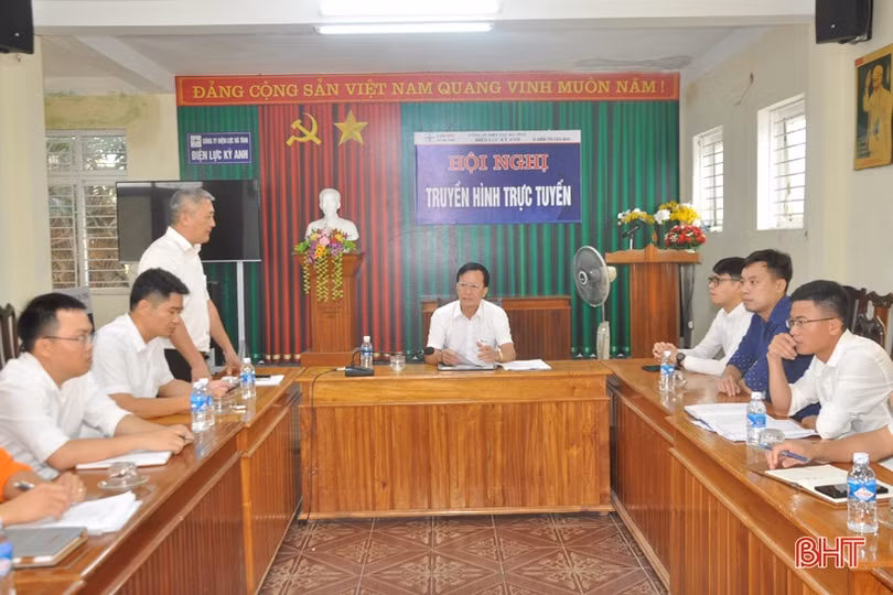 Lãnh đạo Tổng Công ty Điện lực Miền Bắc đánh giá cao công tác ứng phó, bảo vệ lưới điện của Hà Tĩnh