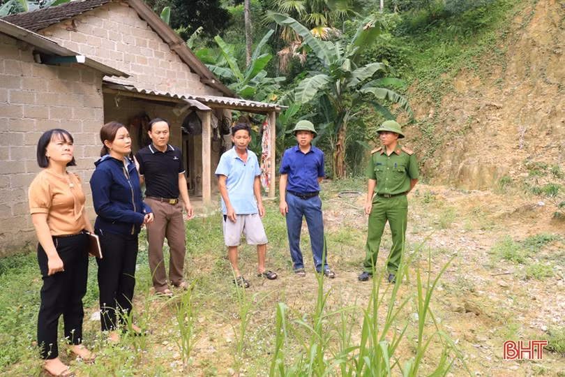 Người dân huyện miền núi Hương Sơn chủ động ứng phó với hoàn lưu bão