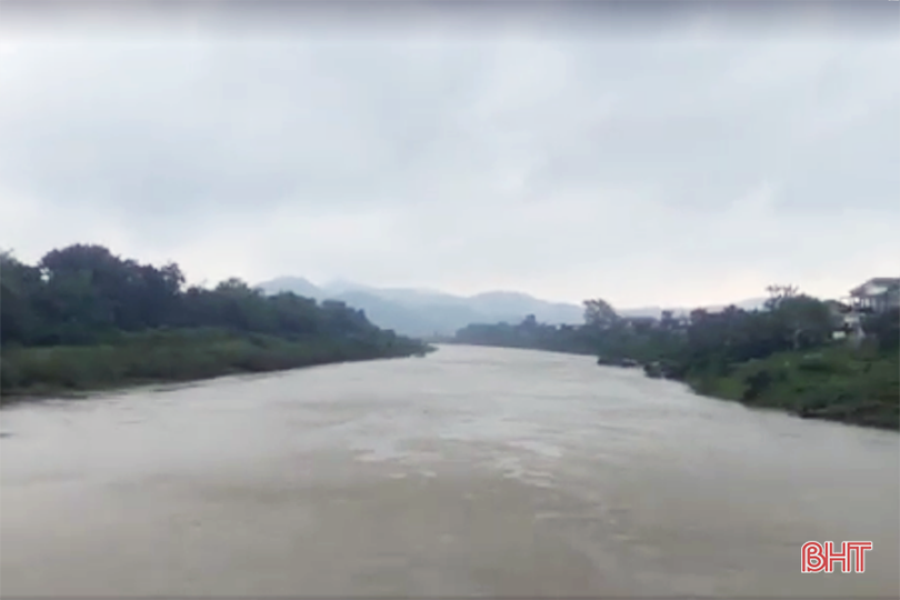 Cảnh báo lũ trên sông, lũ quét khu vực miền núi Hà Tĩnh