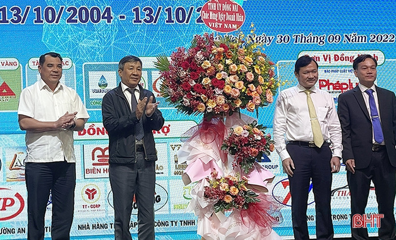 Ra mắt Câu lạc bộ Doanh nhân Lam Hồng tại Đồng Nai