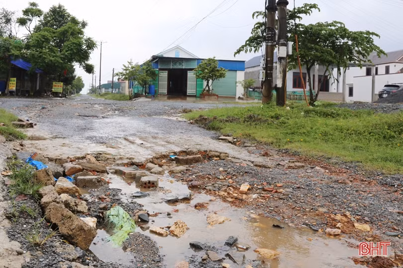 Hạ tầng dang dở, xuống cấp, người dân TX Kỳ Anh bất an khi mưa lũ đến