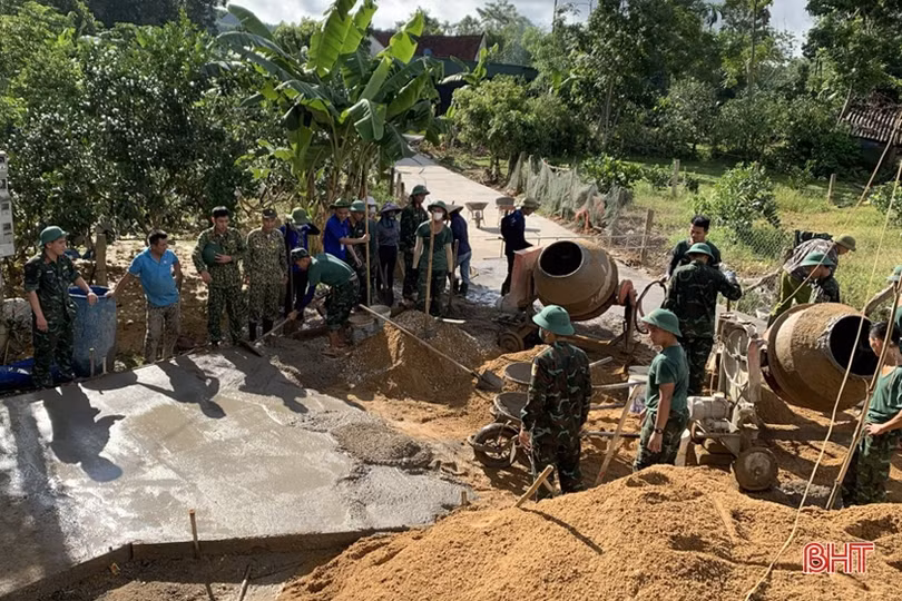 Lực lượng vũ trang góp phần xây dựng nhiều vùng quê Hà Tĩnh đáng sống