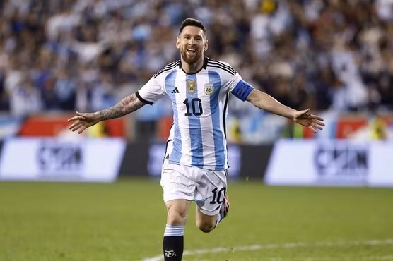 Messi sẽ bị giảm lương nếu gia hạn hợp đồng cùng PSG