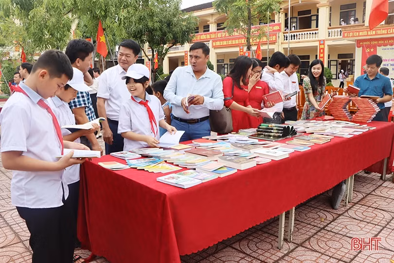 Thúc đẩy chuyển đổi số, phục vụ học tập suốt đời sau đại dịch COVID-19