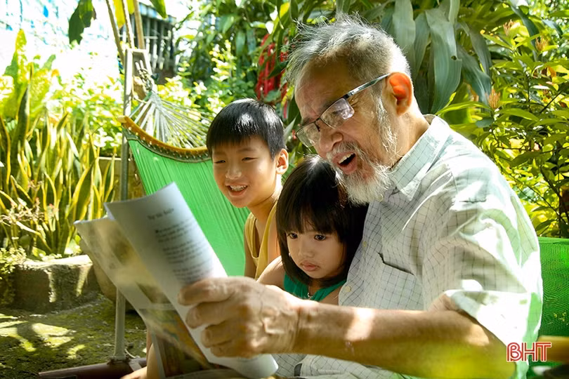 Người cao tuổi: “gốc vững, cây bền”