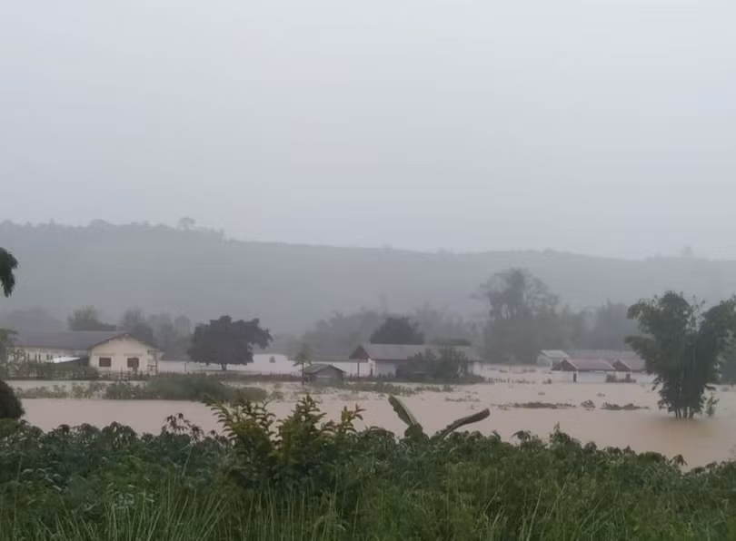 Bão Noru gây ngập nặng ở Lào