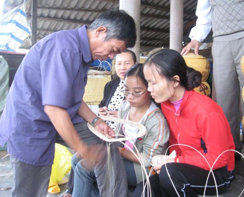 Làng nghề truyền thống đã và đang góp phần cải thiện thu nhập cho người dân