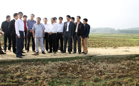 ...và kiểm tra thực địa hệ thống GTTL nội đồng