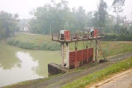 Sau khi cống mới hoàn thành, cống Đức Xá hiện nay sẽ bị hoành triệt Sau khi cống mới hoàn thành, cống Đức Xá hiện nay sẽ bị hoành triệt