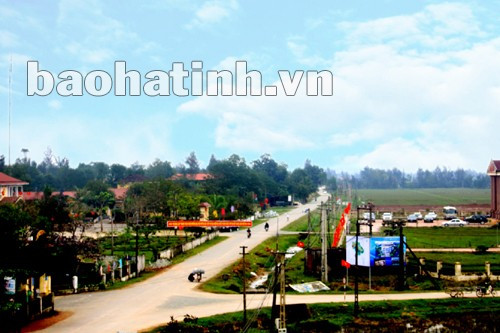 Một góc nông thôn mới xã Cẩm Bình (Cẩm Xuyên).