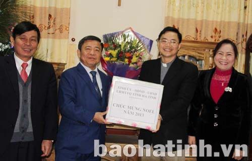 Chúc mừng Đại chủng viện Vinh Thanh