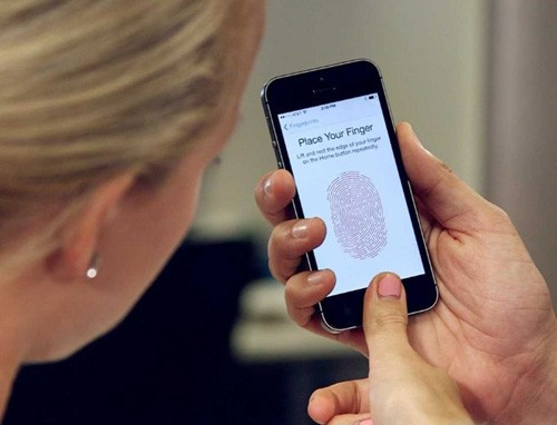 Các smartphone 'đỉnh' nhất năm 2013 ảnh 3