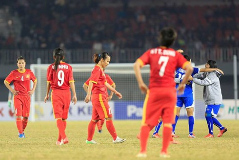 Thất bại trước Thái Lan là bài học cho tuyển nữ Việt Nam. Ảnh: Đức Đồng.