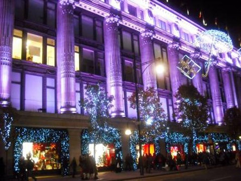 Giáng sinh tím trên khắp hành tinh ảnh 3