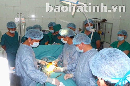 Nhiều kỹ thuật, ca mổ khó đã được đội ngũ y, bác sỹ BVĐK thành phố Hà Tĩnh thực hiện thành công trong thời gian gần đây.