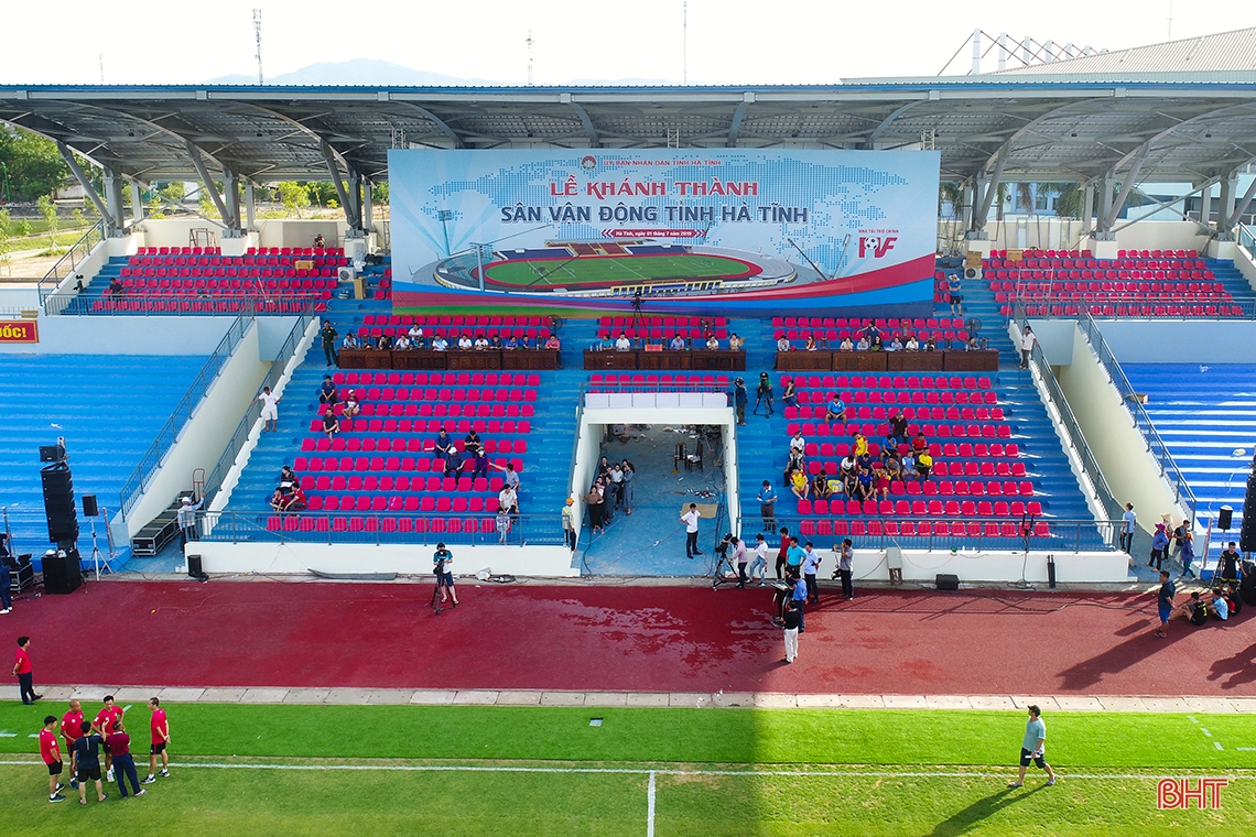 Sân vận động Hà Tĩnh sẵn sàng cho ngày khánh thành