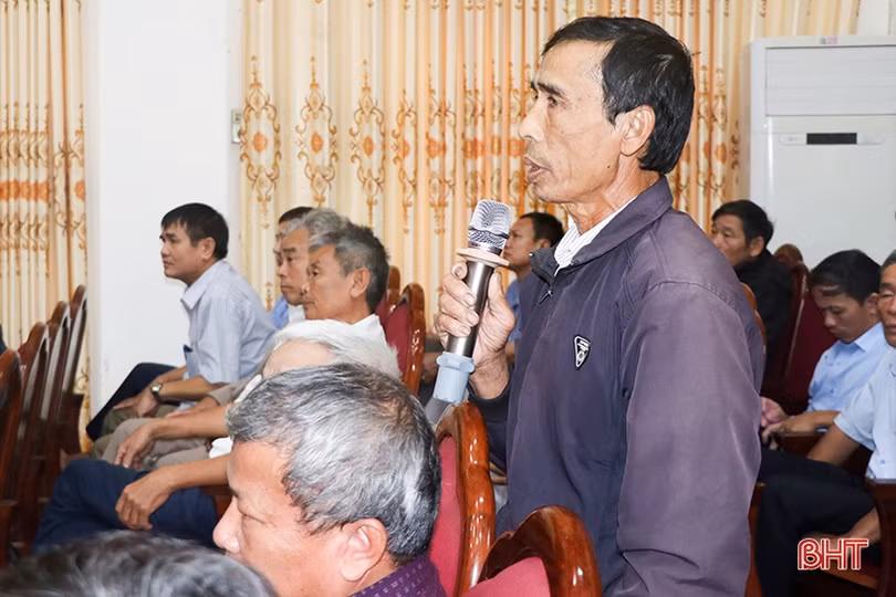 Thường trực Huyện ủy Can Lộc đối thoại với gần 200 bí thư chi bộ thôn, tổ dân phố