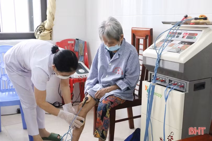 Điều trị di chứng sau tai biến mạch máu não ở Hà Tĩnh: “Đi sớm về sớm”