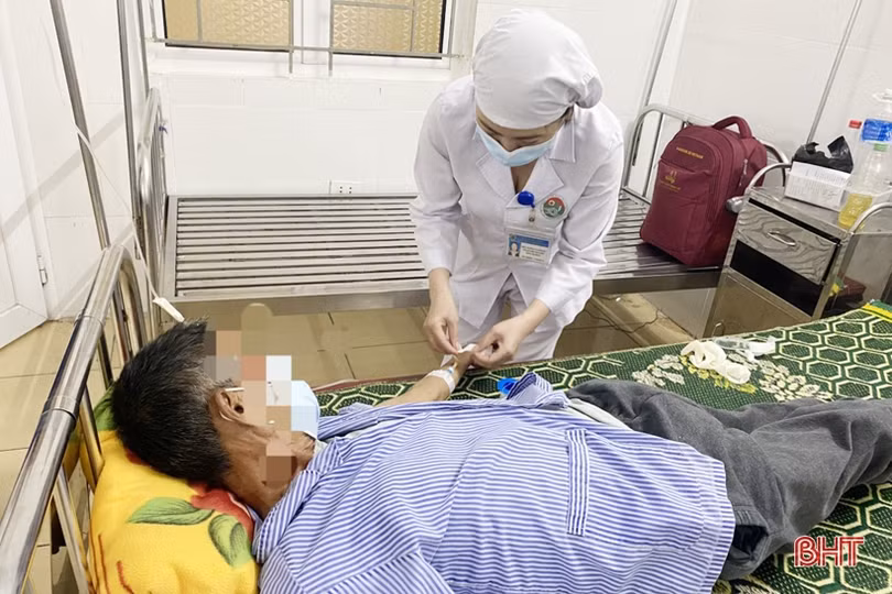 Hút thuốc lá có nguy cơ mắc ung thư phổi cao gấp 15 - 30 lần so với không hút