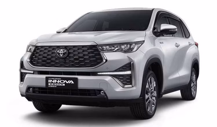 Chi tiết Toyota Innova 2023 vừa ra mắt, giá từ 26.600 USD