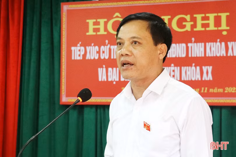 Cử tri các địa phương kiến nghị những vấn đề liên quan đến phát triển sản xuất, xây dựng hạ tầng