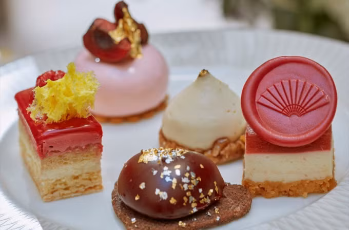 Những món ăn dát vàng ở Qatar