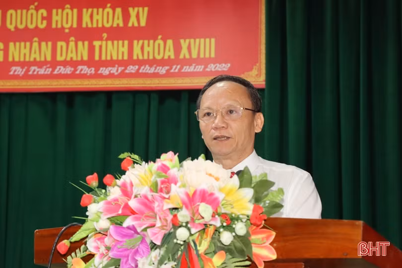 Cử tri các địa phương kiến nghị những vấn đề liên quan đến phát triển sản xuất, xây dựng hạ tầng