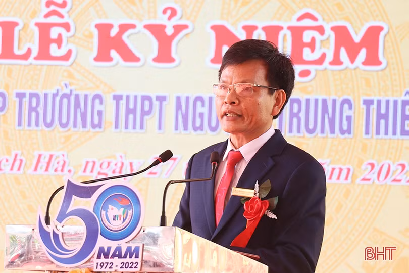 Long trọng kỷ niệm 50 năm thành lập Trường THPT Nguyễn Trung Thiên